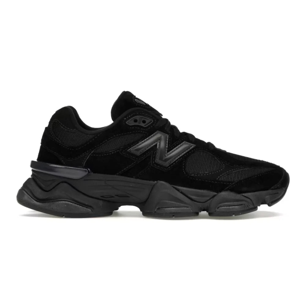 9060 TRIPLE BLACK